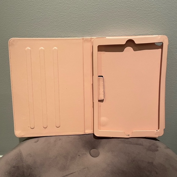 Marc Jacobs IPad case - Picture 3 of 5